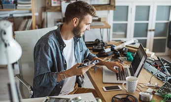 Man trying to learn calibration best practices