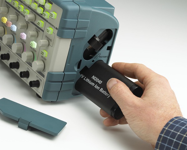 TPS2000B-Digital-Storage-Oscilloscope-Datasheet-JA_JA-16-L