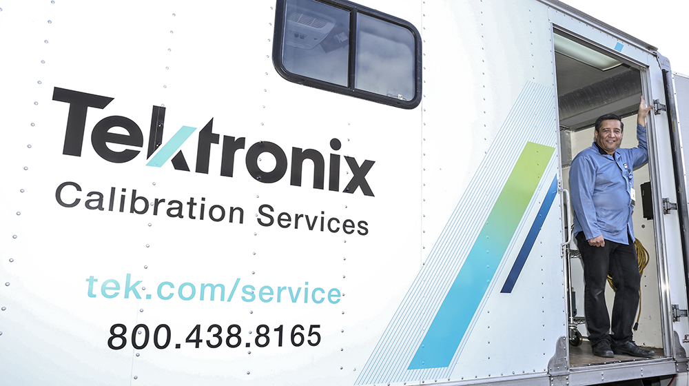 Tektronix remote service vehicle with remote service employee