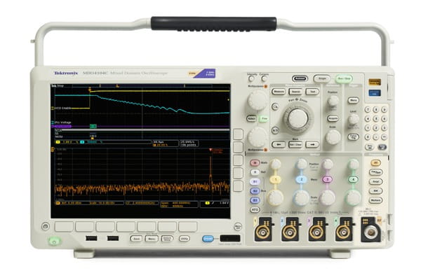MDO4000C-Series-Oscilloscope-Datasheet-FR_FR-44-L