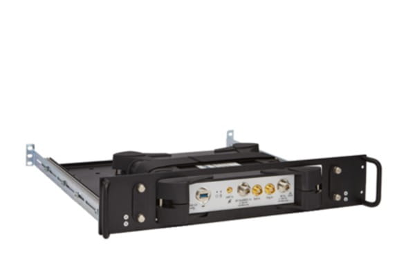 RSA500A-Real-Time-Spectrum-Analyzer-Datasheet-FR_FR-25-L