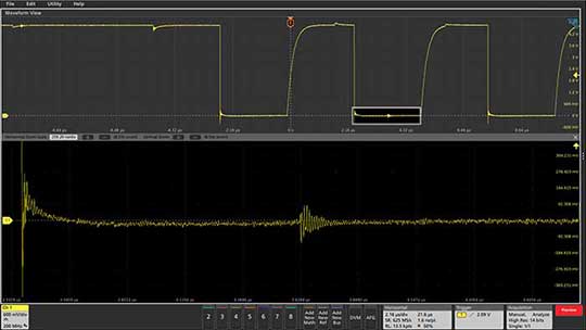 Small-detail-on-I2C-Clock-Signal.jpg Small-detail-on-I2C-Clock-Signal